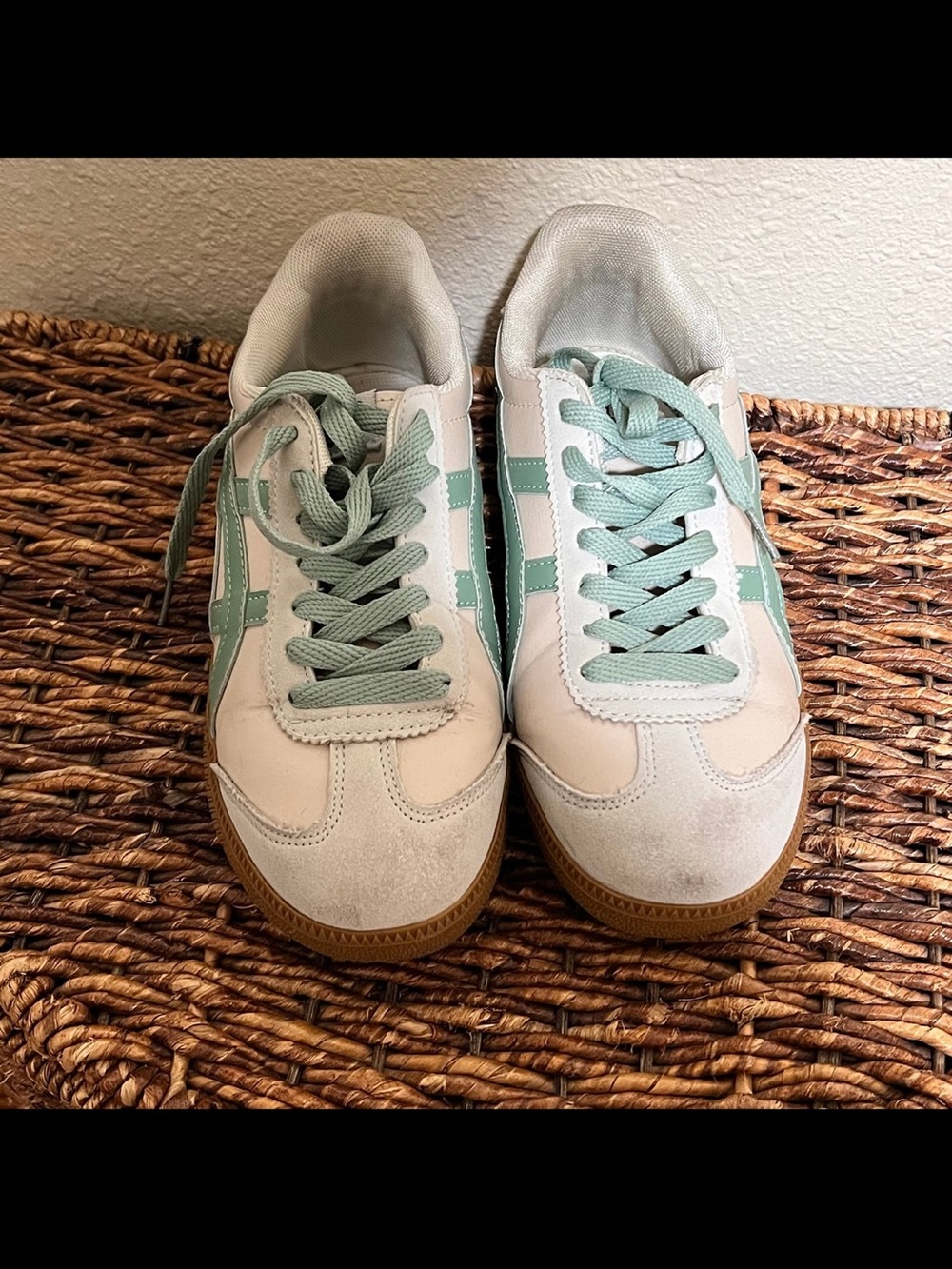 Onitsuka Tiger Tokuten White and Mint Green Sneakers